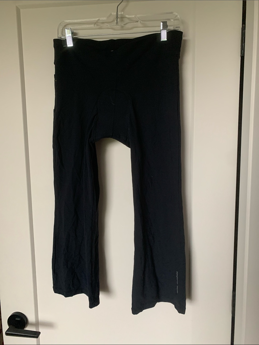 SUGOI 2000s Black Flare Capris Leggings Cycling with Chamois